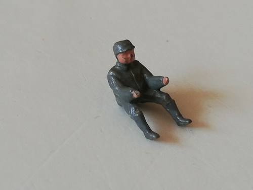 Lot 1400 eine - , fahrerfigur