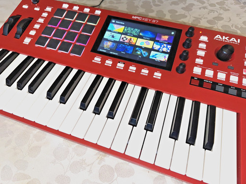 Akai professional mpc - akai,
