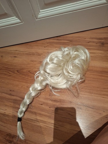 Blonde perücke haare frisur - blonde,