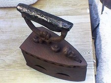 Antikes kohleeisen aus - antikes,