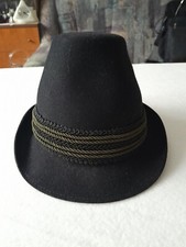 Trachtenhut Filzhut Damenhut schwarz mit Kordel und Verzierung am Hinterkopf