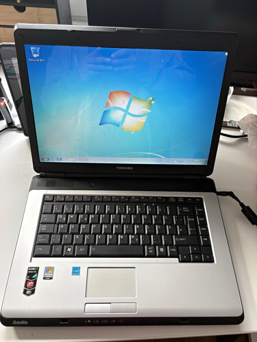 Toshiba satellite l500d 1qj - satellite, l500d-1qj