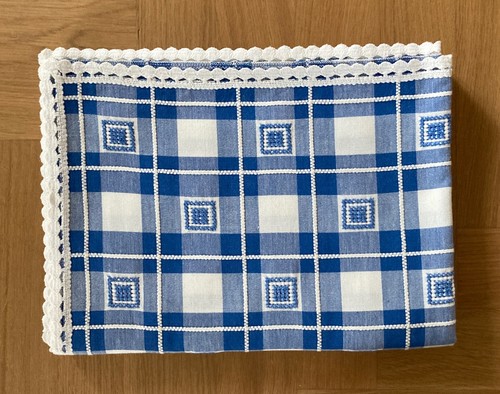 Handarbeit landhausstil - "handarbeit",