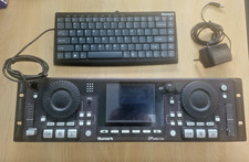 Numark D2 Director DJ Mixing