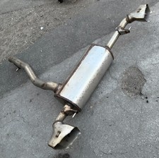 Auspuff Schalldämpfer Exhaust Muffler BMW 5er G30 G31 Original 8479124