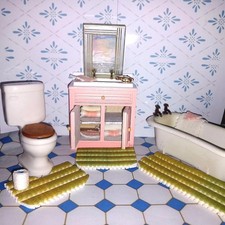 Puppenstube Konvolut Badezimmer, Badewanne, Toilette, Waschbecken, Maßstab 1:12