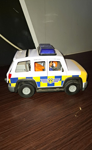 Polizei einsatzfahrzeug suv - polizei,
