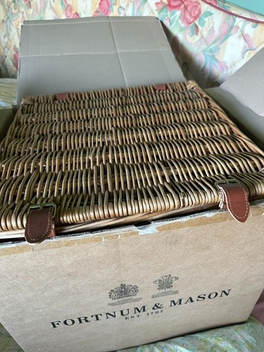 Großer fortnum mason f - großer, f&m