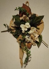 Wanddekoration Blumengesteck aus Haushaltsauflösung