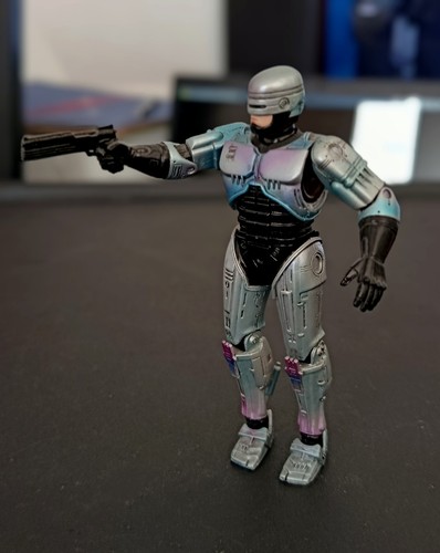Robocop mit auto kotobukiya - robocop,