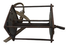 alte Haspel mit Kurbel Aufroller Abroller Rolle Schlauch Kabel Kabeltrommel 1979