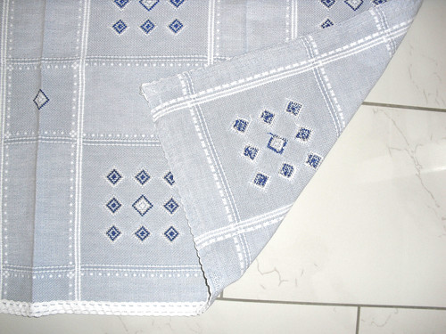 Omas stickdecke handarbeit - stickdecke,
