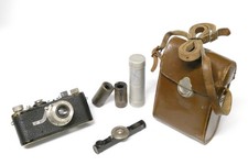 Leitz / Leica I mit Elmar 3,5 / 5cm Objektiv 44124 + Zubehör