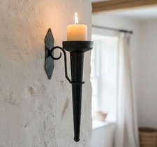 Rustikaler Wandkerzenhalter