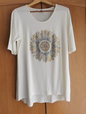 Cremefarbenes T-Shirt von MANOU LENZ Größe 40 m. tollem buntem Blumen-Motiv TOP