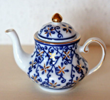 Porzellan Kanne von PMI - Miniatur - Limitierte Auflage - echte Handarbeit