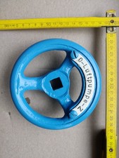 Ein Handrad ca .13 cm  mit Innenvierkant aus Opas Werkstatt