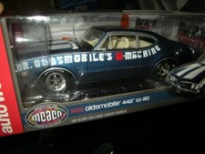 1:18 Auto World American