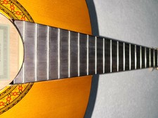 verkaufe in gutem zustand und wegen umzug auch meine Yamaha C40M (Yamaha)