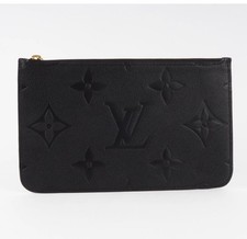 LOUIS VUITTON Pochette