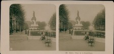 Stereo Foto Paris III, Place