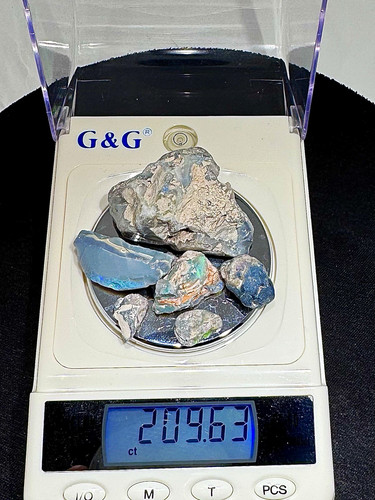 Aus lightning ridge rough - ridge, opal