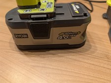 Roybi Akku und Ladegerat