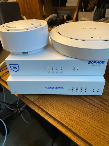 Sophos 105 rev firewall - 105,