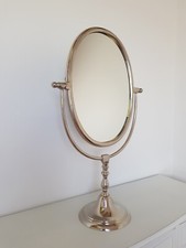 Retro-Style Spiegel Schwenkbarer Dekorativer Vintage Spiegel im Metallrahmen