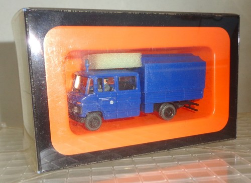 Preiser 37007 mercedes doka - ,