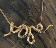 AUSGEFALLENE SCHLANGEN KETTE