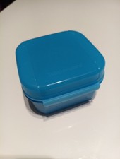 Tupperware Bellevue  blau