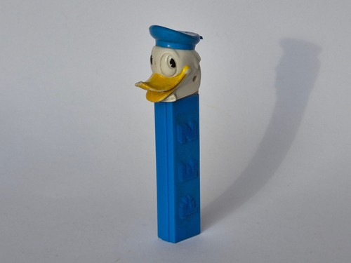Alter pez spender donald - spender, duck