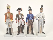 4x Porzellan Figur Soldaten