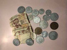 Zloty Münzen und Scheine