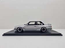 1:18 IGNITION MODEL BMW M3 E30