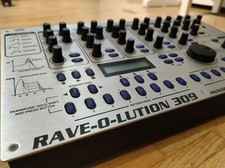 Quasimidi RAVE-O -LUTION 309