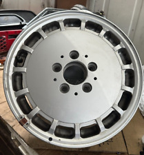 1x Mercedes W201 W124 190 E Gullideckel Felge 6Jx15 H2 ET49 neuwertiger zustand