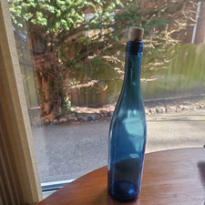 KOBALTBLAUE GLASREBENFLASCHEN