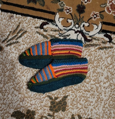 Handgestrickte socken - handgestrickte,