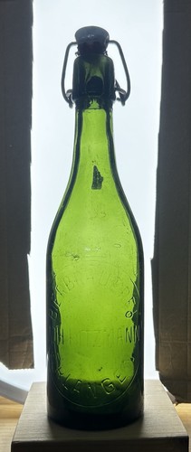 Alte bierflasche brauerei - bierflasche,