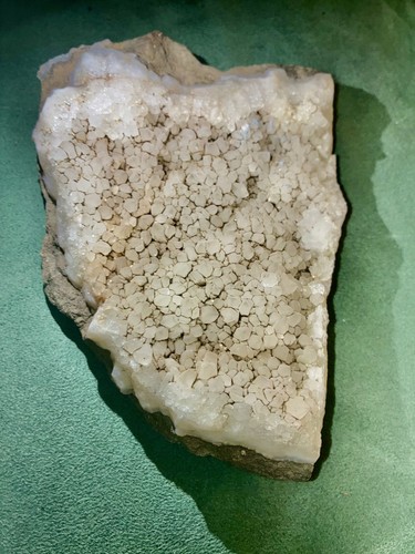 Chalcedon geode mit - chalcedon-geode,