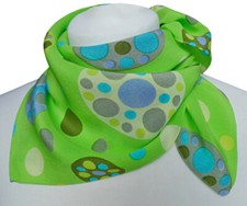 hochwertiges Damen Halstuch Nickituch 100% Seide Punkte dots grün Tuch 1396