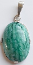 Anhänger grüner marmorierter Edelstein Silber rhodiniert Vintage 70er Pendant 