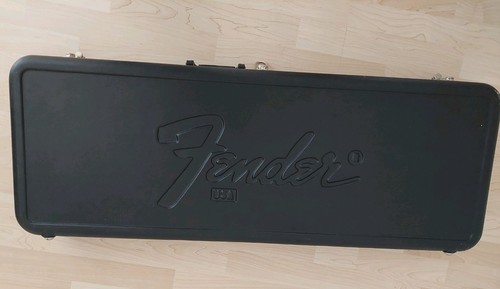 Fender stratocaster - fender,