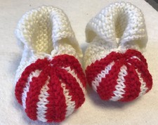 gestrickte handgestrickt  Babyschuhe, Babysocken 7 Cm Neugeborene ? Puppe ?