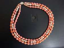 Korallen/Perlencollier, 3