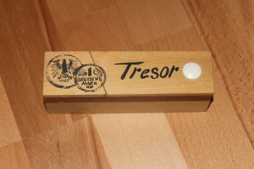 Ein kleiner alter - ", holz