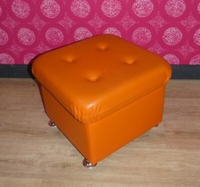 70er Jahre Cube Box Hocker gepolstert Kunstleder ORANGE Truhe Kiste space age