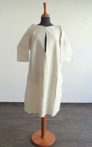 Uraltes nachthemd unterkleid - nachthemd,